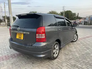 Toyota Wish 2004 Gray