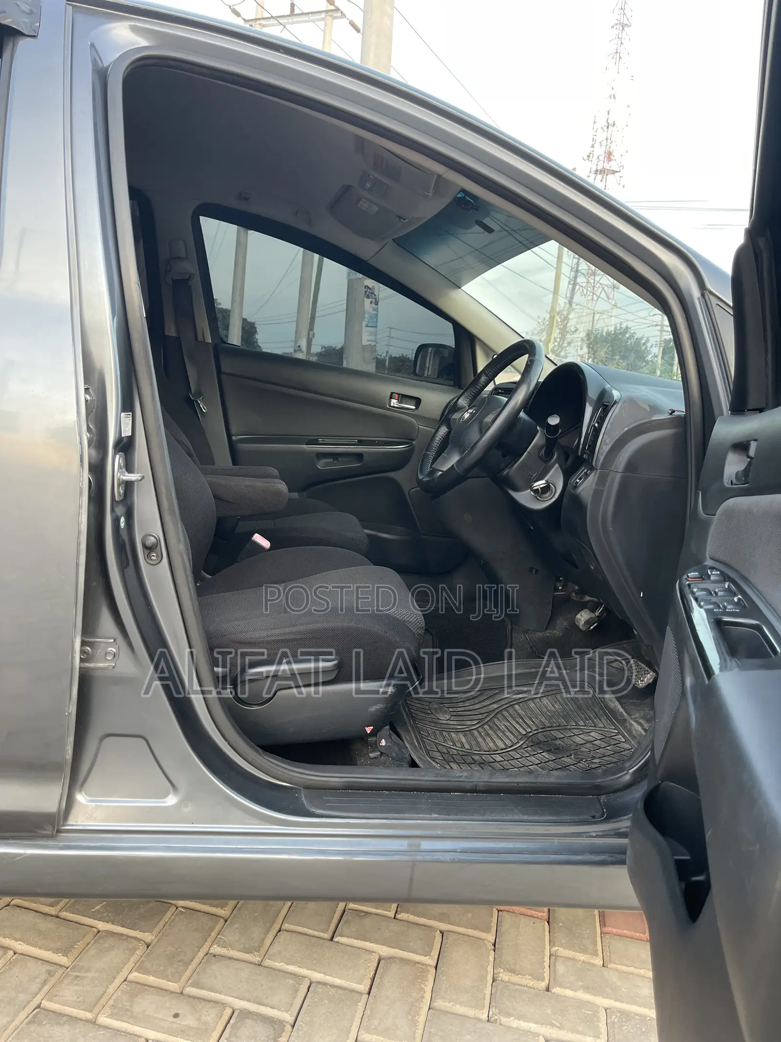 Toyota Wish 2004 Gray