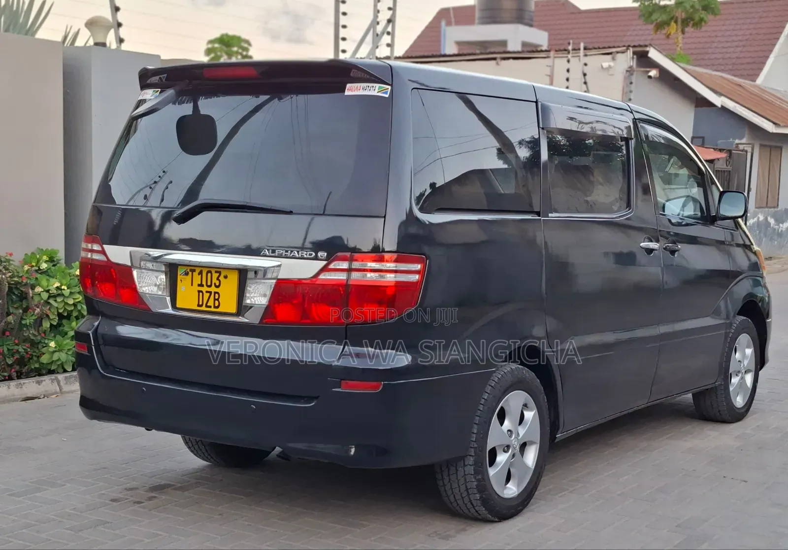 Toyota Alphard 2004