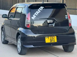 Toyota Passo 2005
