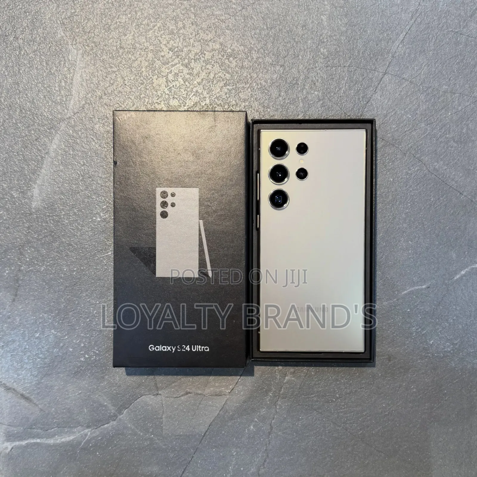 New Samsung Galaxy S24 Ultra 256 GB