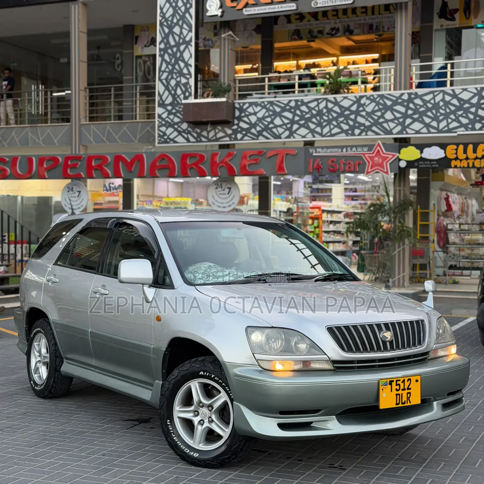 Toyota Harrier 2001 Silver