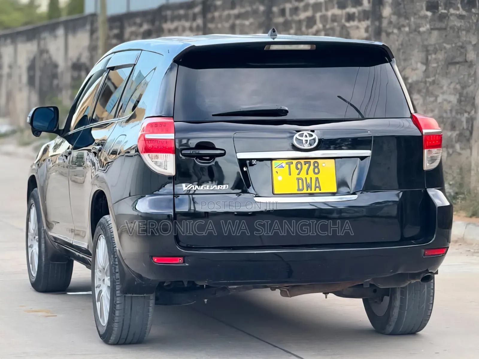 Toyota Vanguard 2010