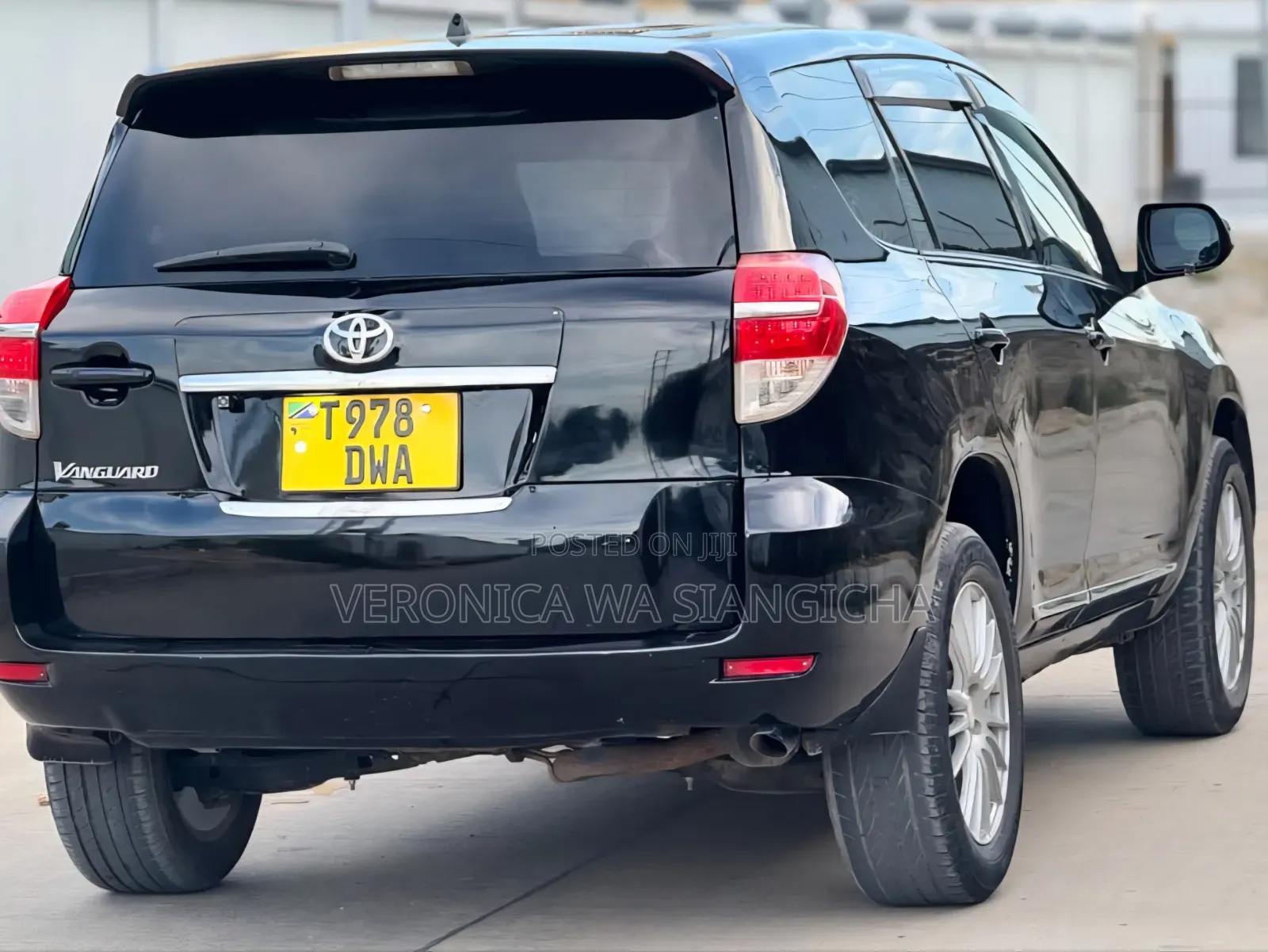 Toyota Vanguard 2010