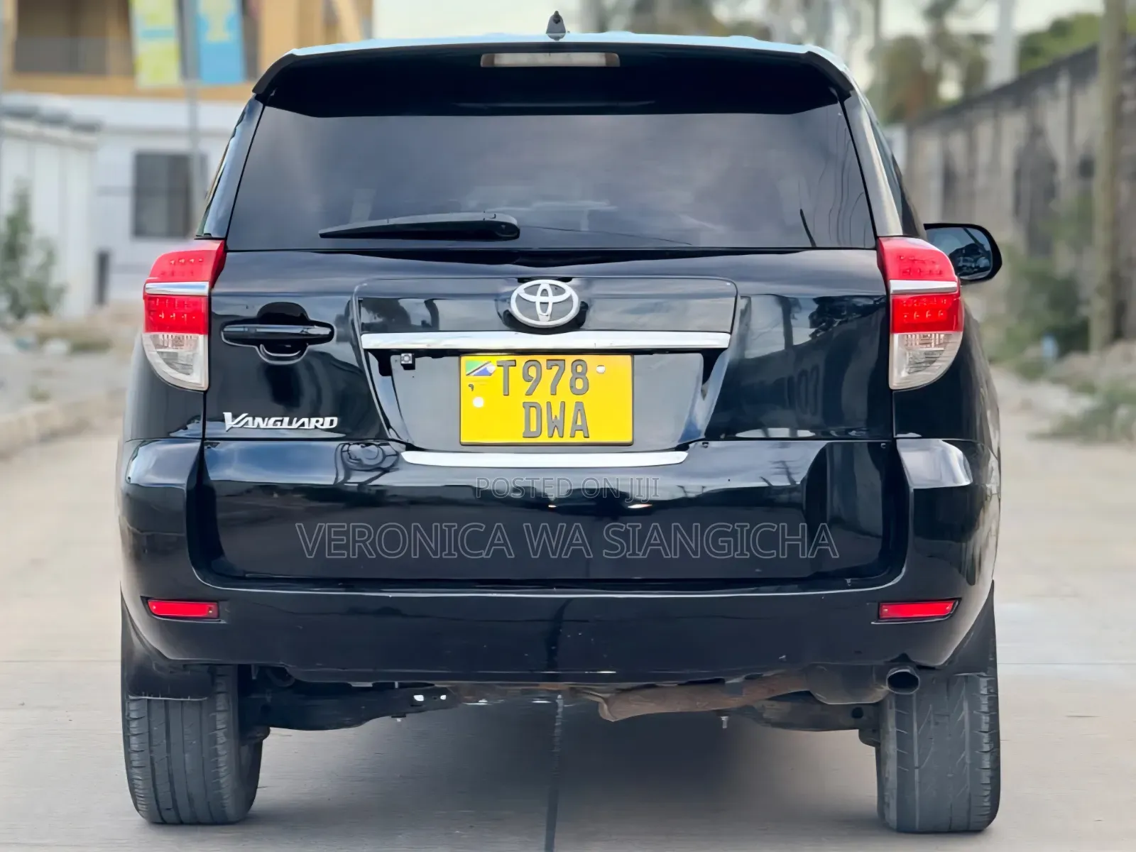Toyota Vanguard 2010