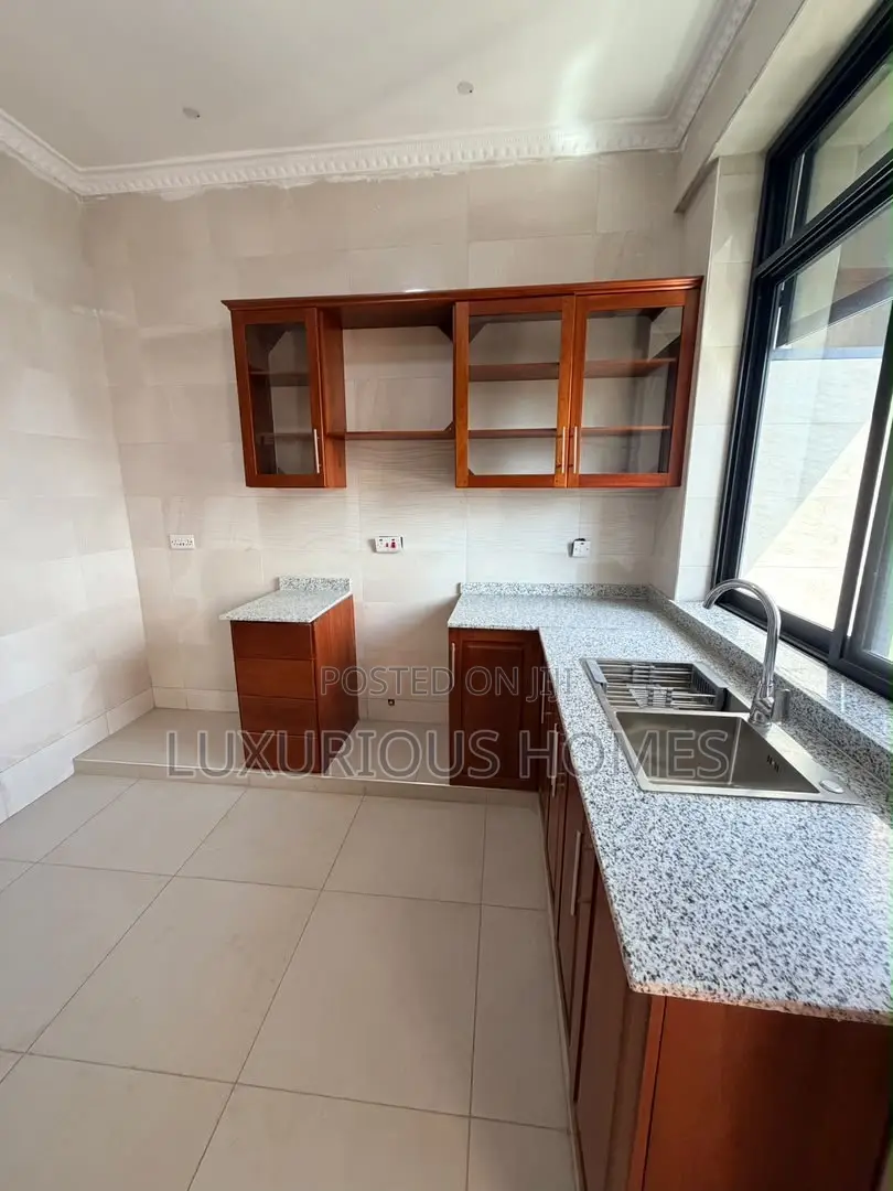3bdrm Apartment in Mikocheni for rent