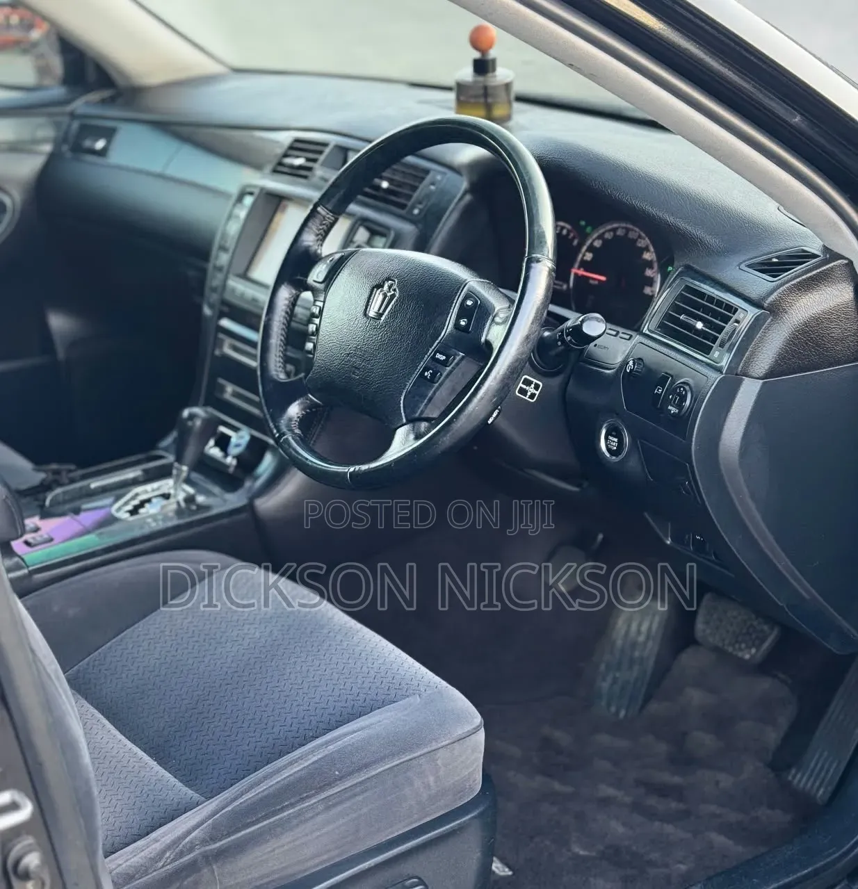 Toyota Crown 2006 Black