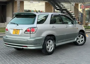 Toyota Harrier 2001 Silver