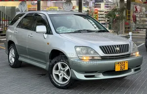 Toyota Harrier 2001 Silver