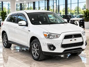 Mitsubishi RVR 2013 White