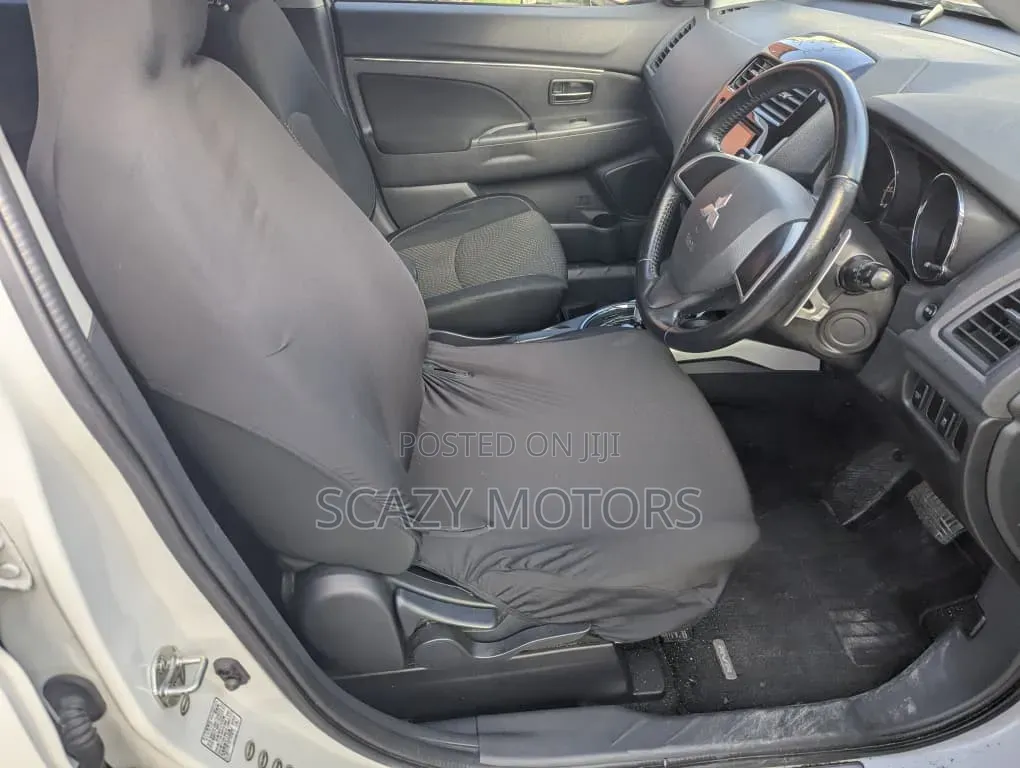 Mitsubishi RVR 2013 White