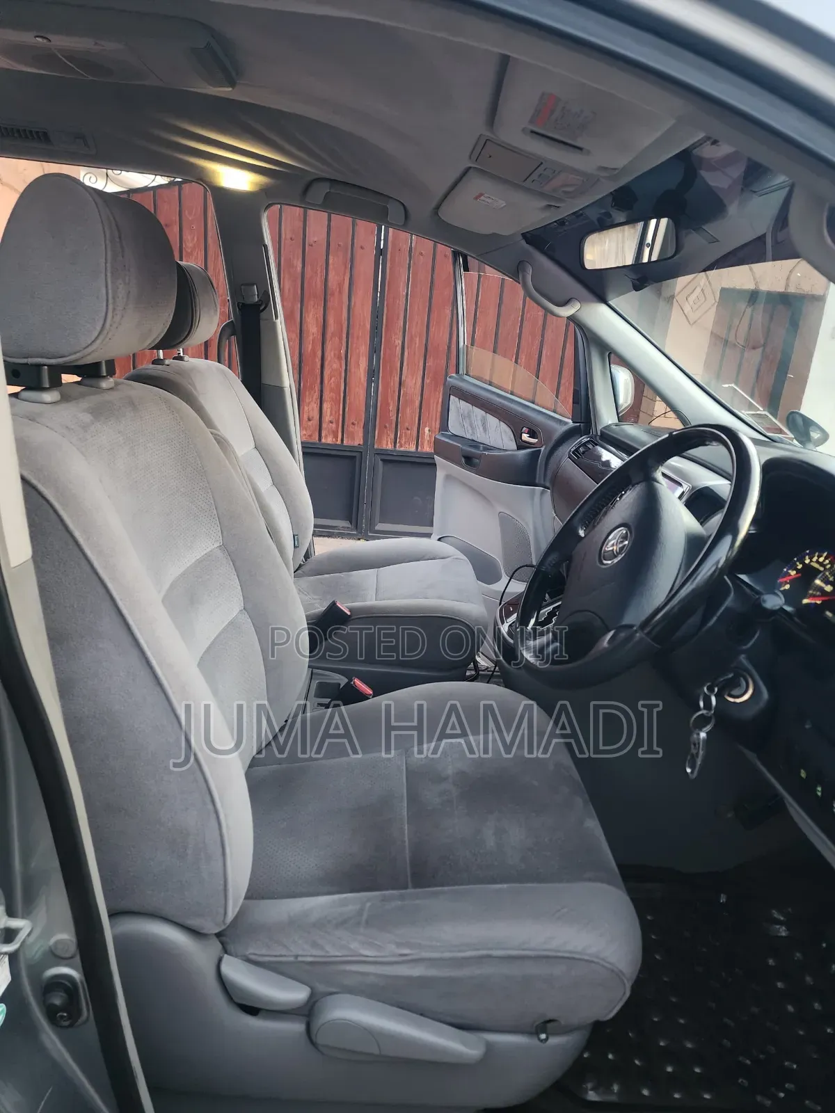 Toyota Alphard 2006 Silver