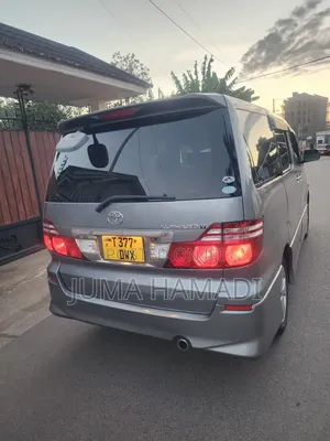 Toyota Alphard 2006 Silver