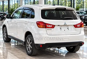 Mitsubishi RVR 2013 White