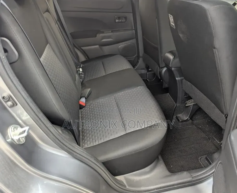 Mitsubishi RVR 2013 White