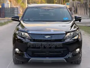 Toyota Harrier 2.0 2016 Black