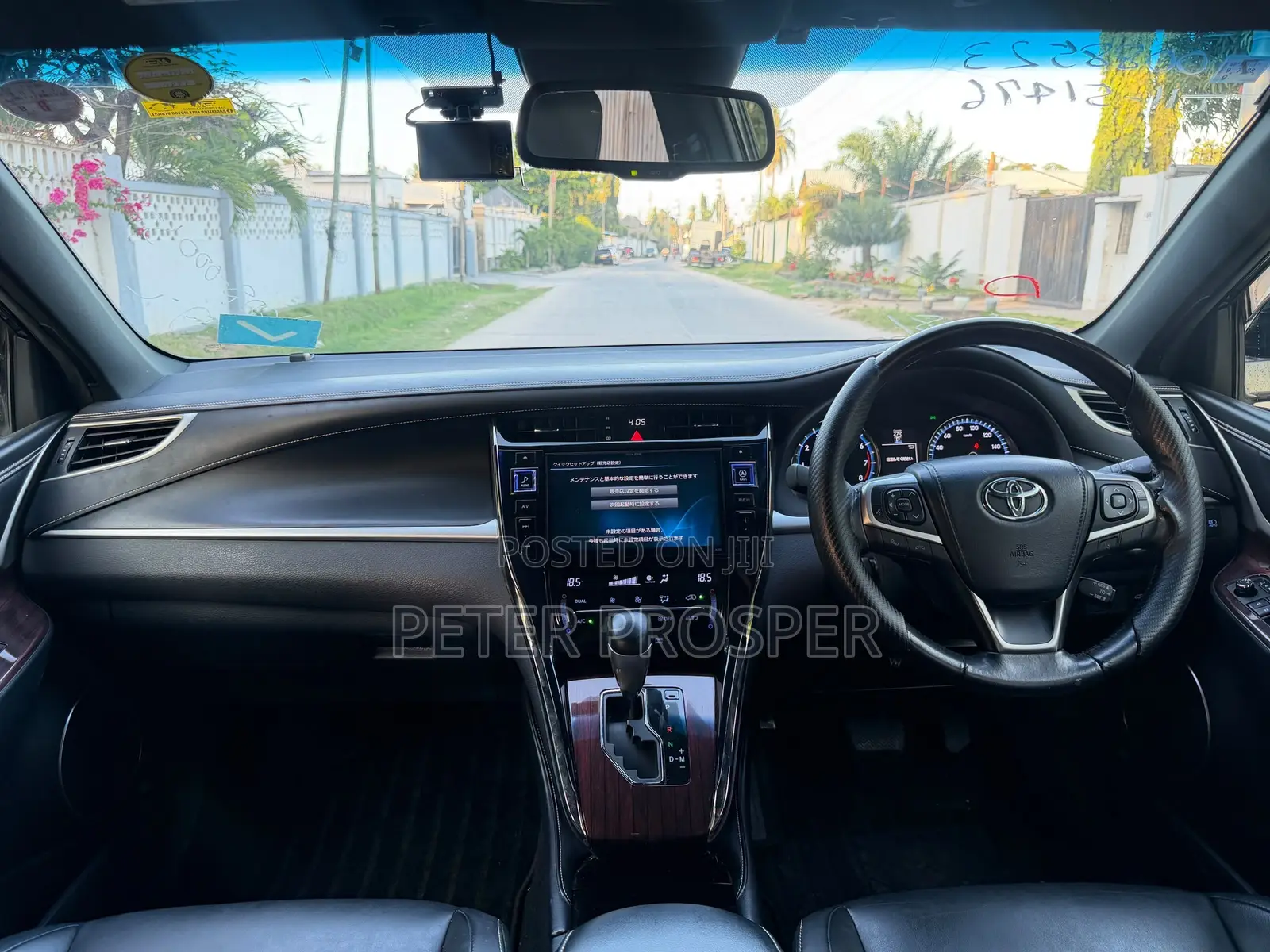 Toyota Harrier 2.0 2016 Black