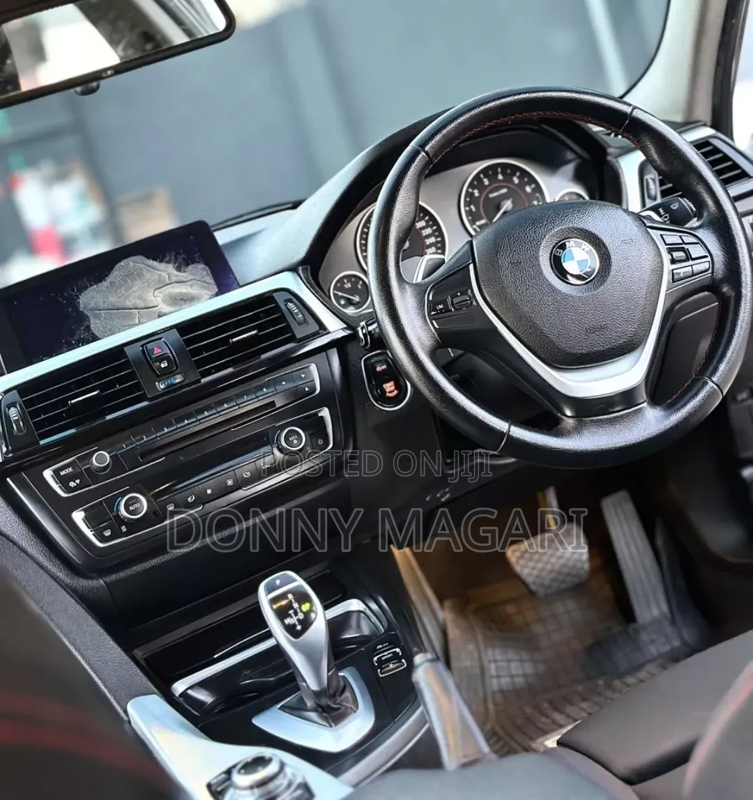 BMW 3 Series 2013 White