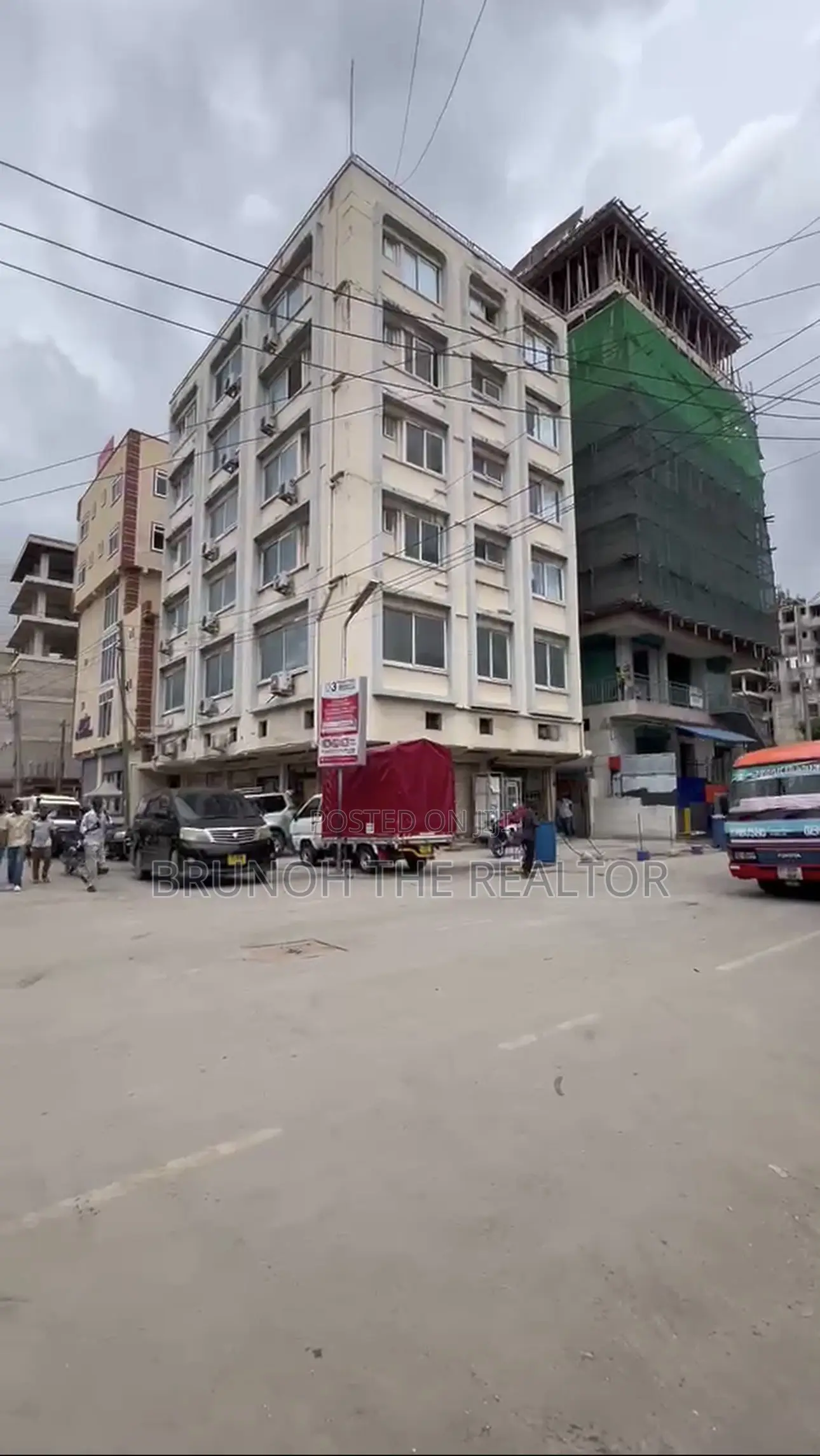 Commercial Building for Sale