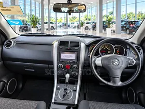 Suzuki Escudo 2013 Gray