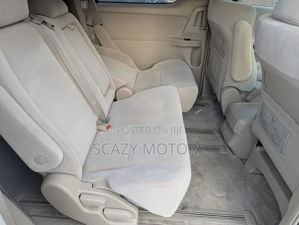 Toyota Alphard 2009 White