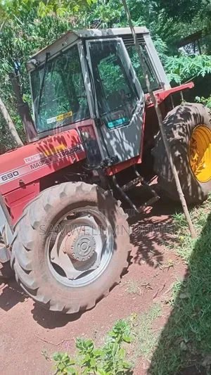 Trector Kwaajili Yakilimo Kikubwa Zaid