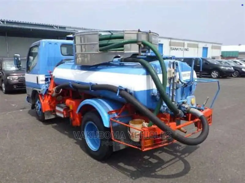 Mitsubishi Canter Truck