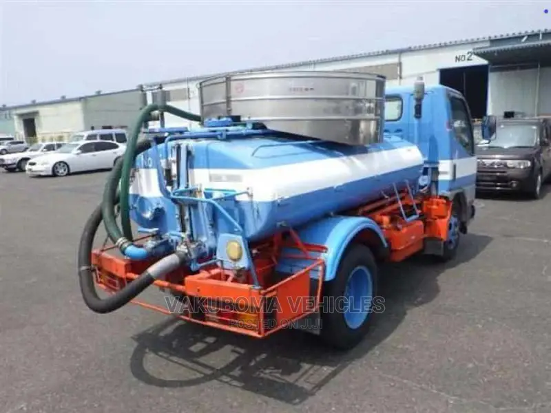 Mitsubishi Canter Truck