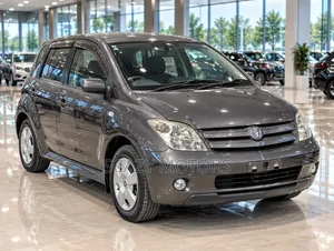 Toyota IST 2004 Gray