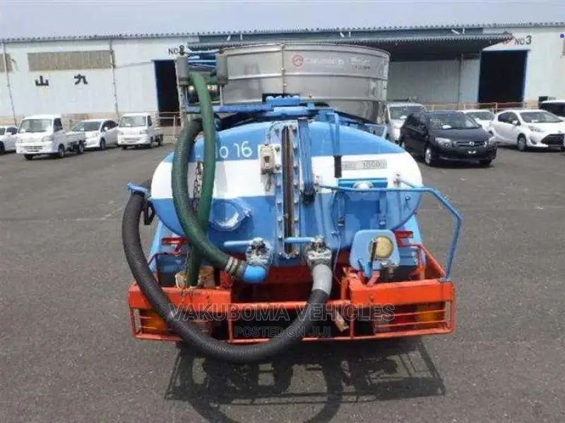 Mitsubishi Canter Truck