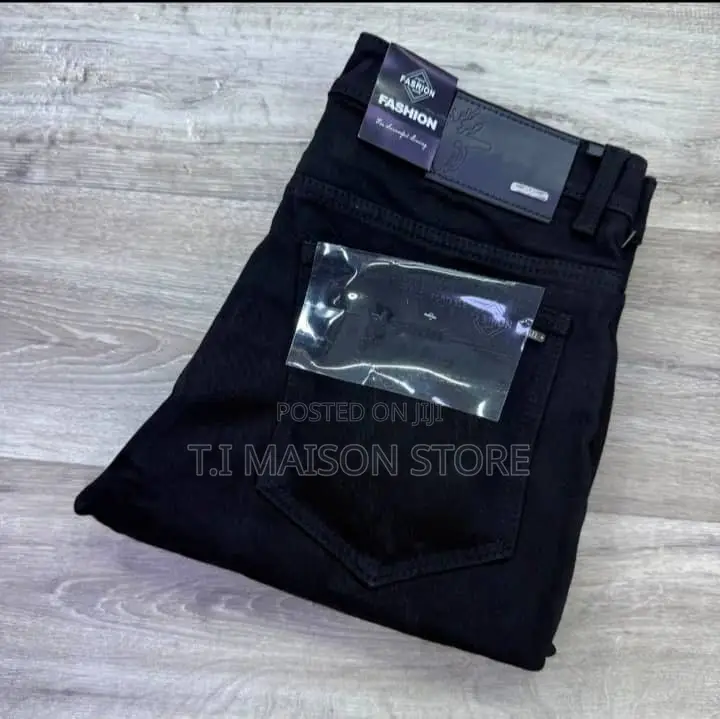 Black Jeans TSH 30000