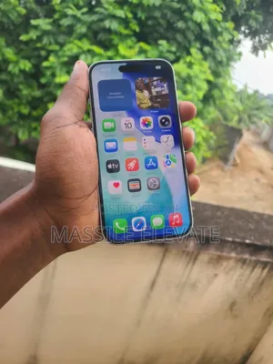 Apple iPhone 15 256 GB White