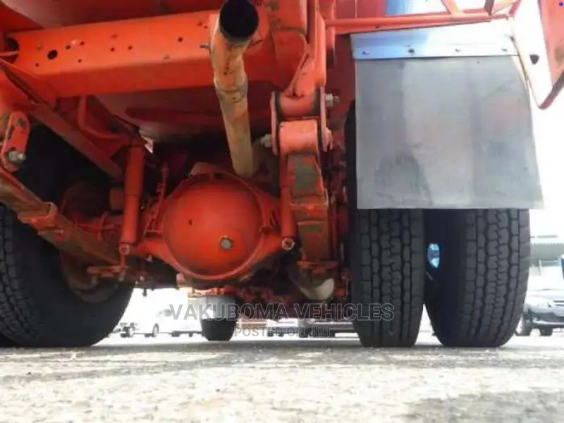 Mitsubishi Canter Truck