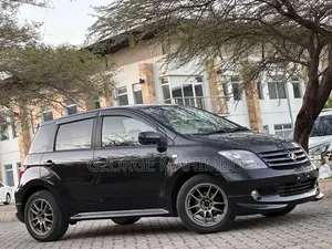 Toyota IST 2005 Black