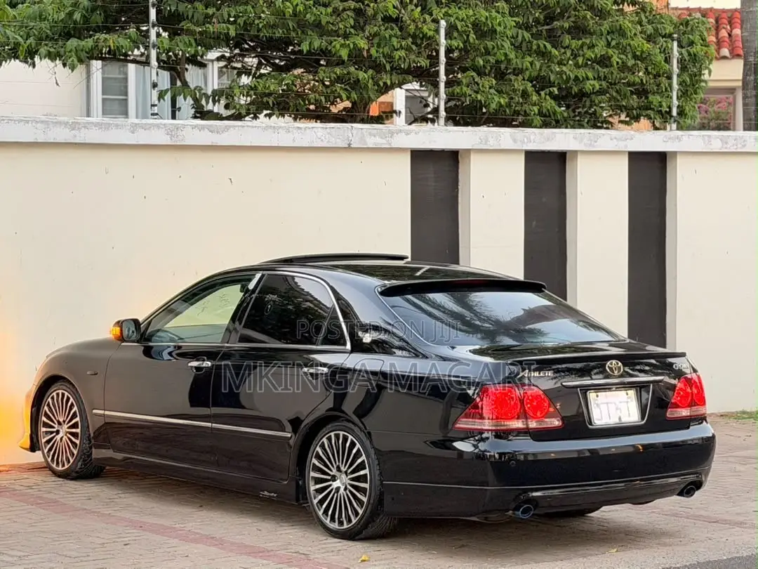 Toyota Crown 2007 Black