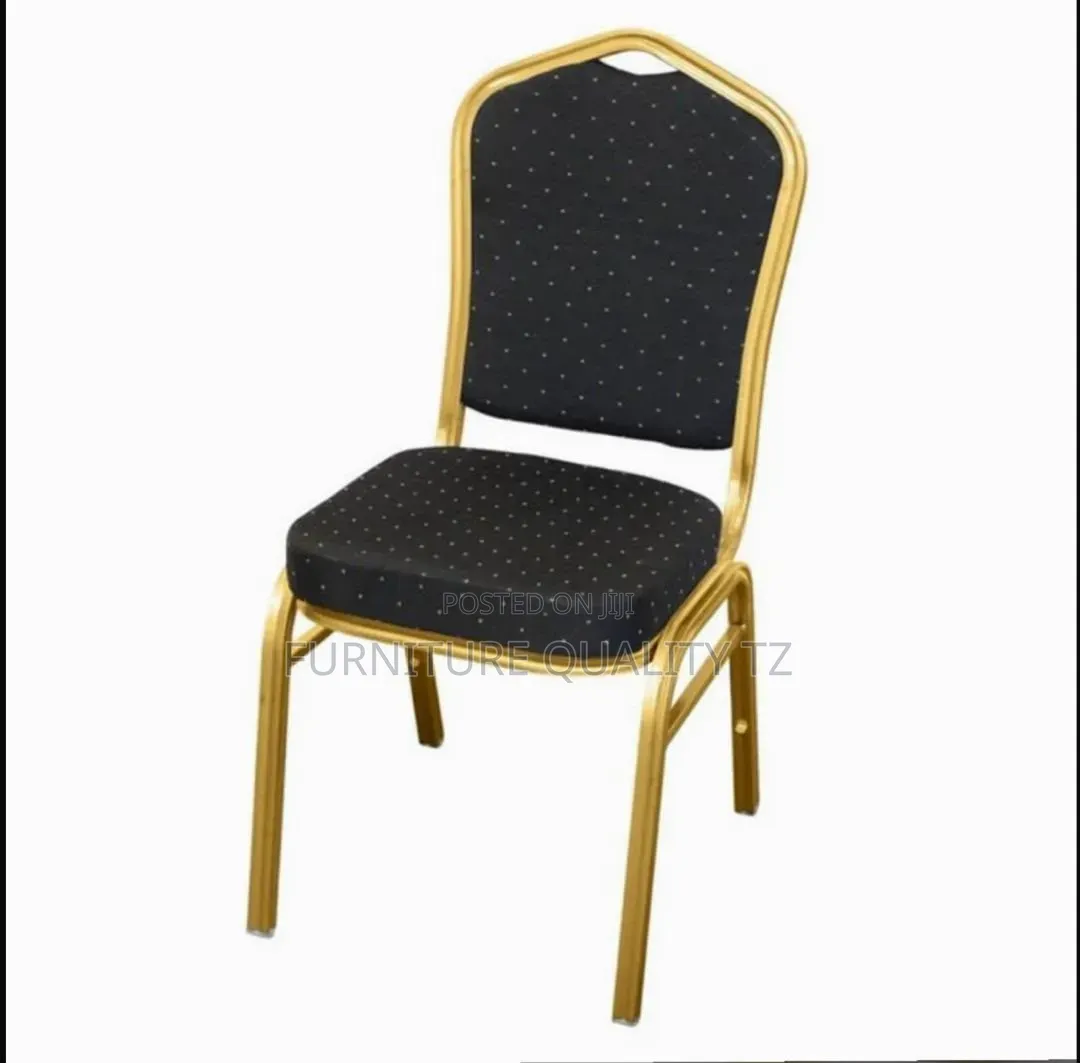 Bangwet Chair
