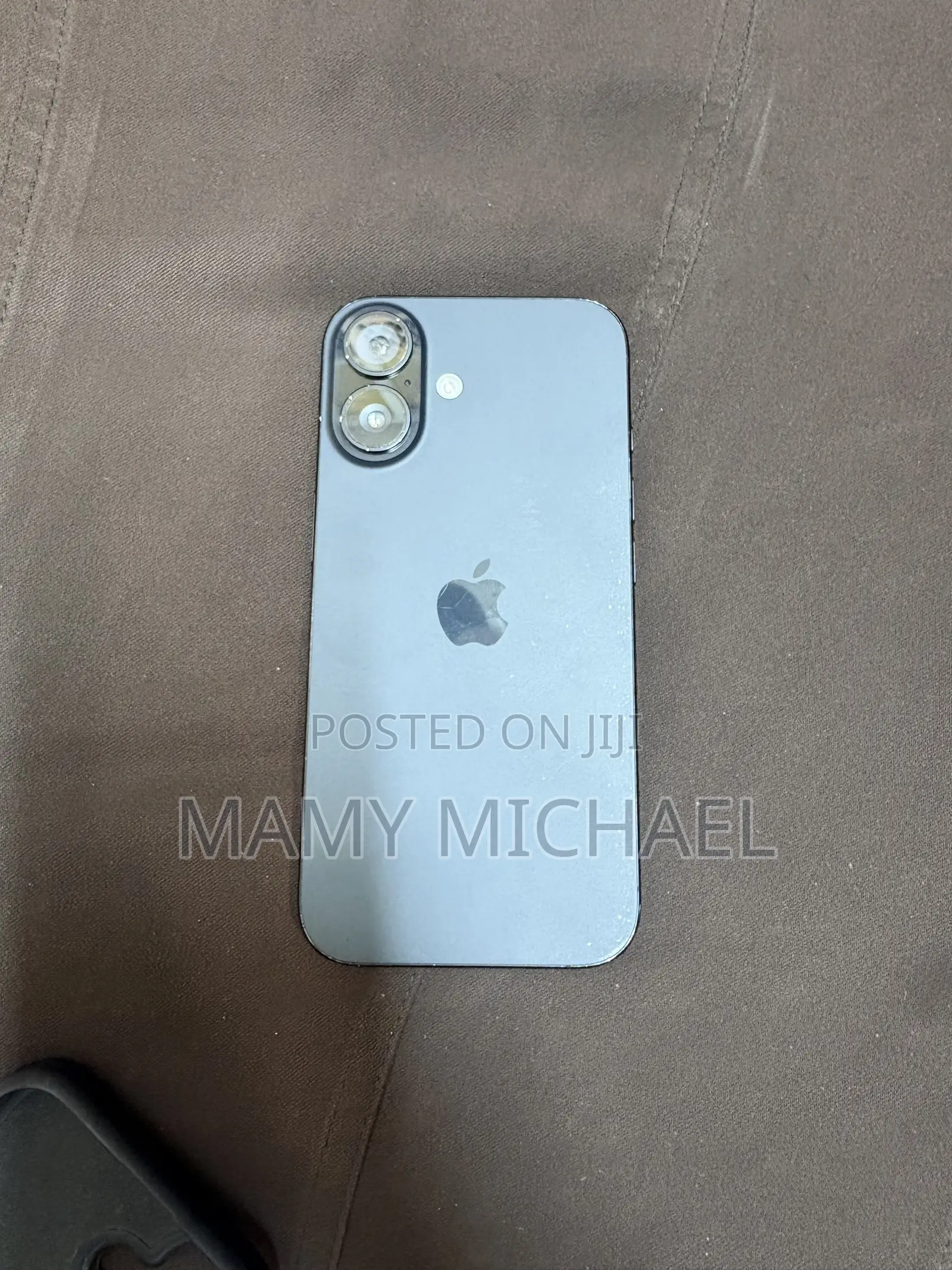 Apple iPhone 16 128 GB Gray