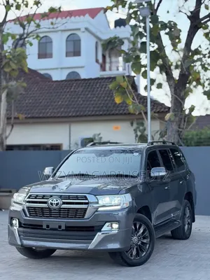 Toyota Land Cruiser 4.5 V8 VXR 2019 Teal