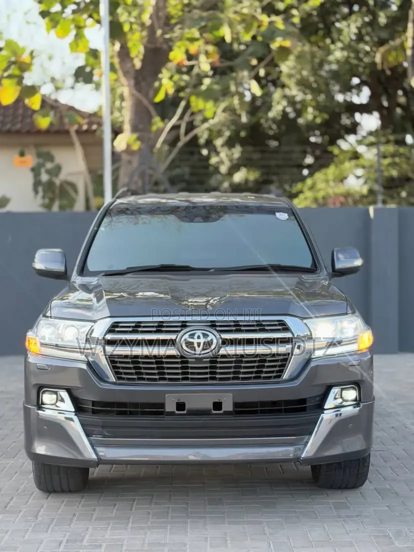 Toyota Land Cruiser 4.5 V8 VXR 2019 Teal