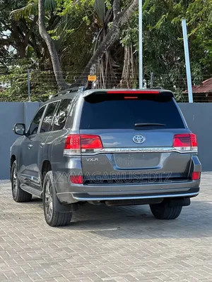 Toyota Land Cruiser 4.5 V8 VXR 2019 Teal