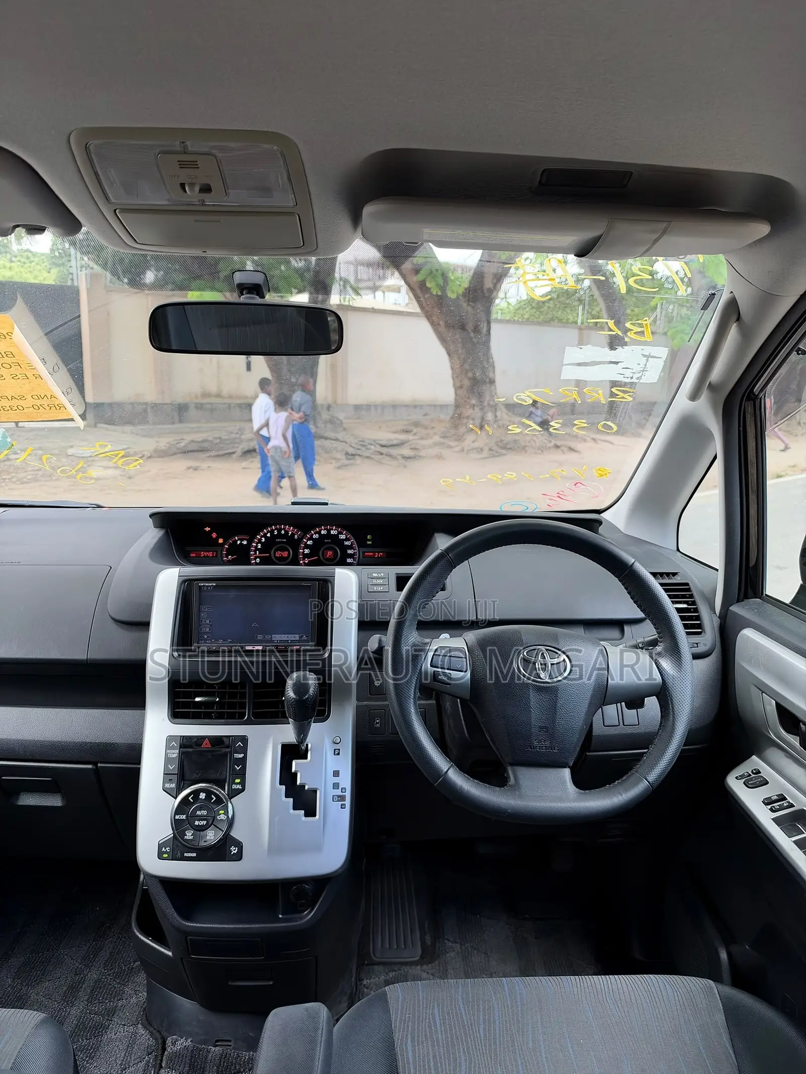 Toyota Noah 2010 Black