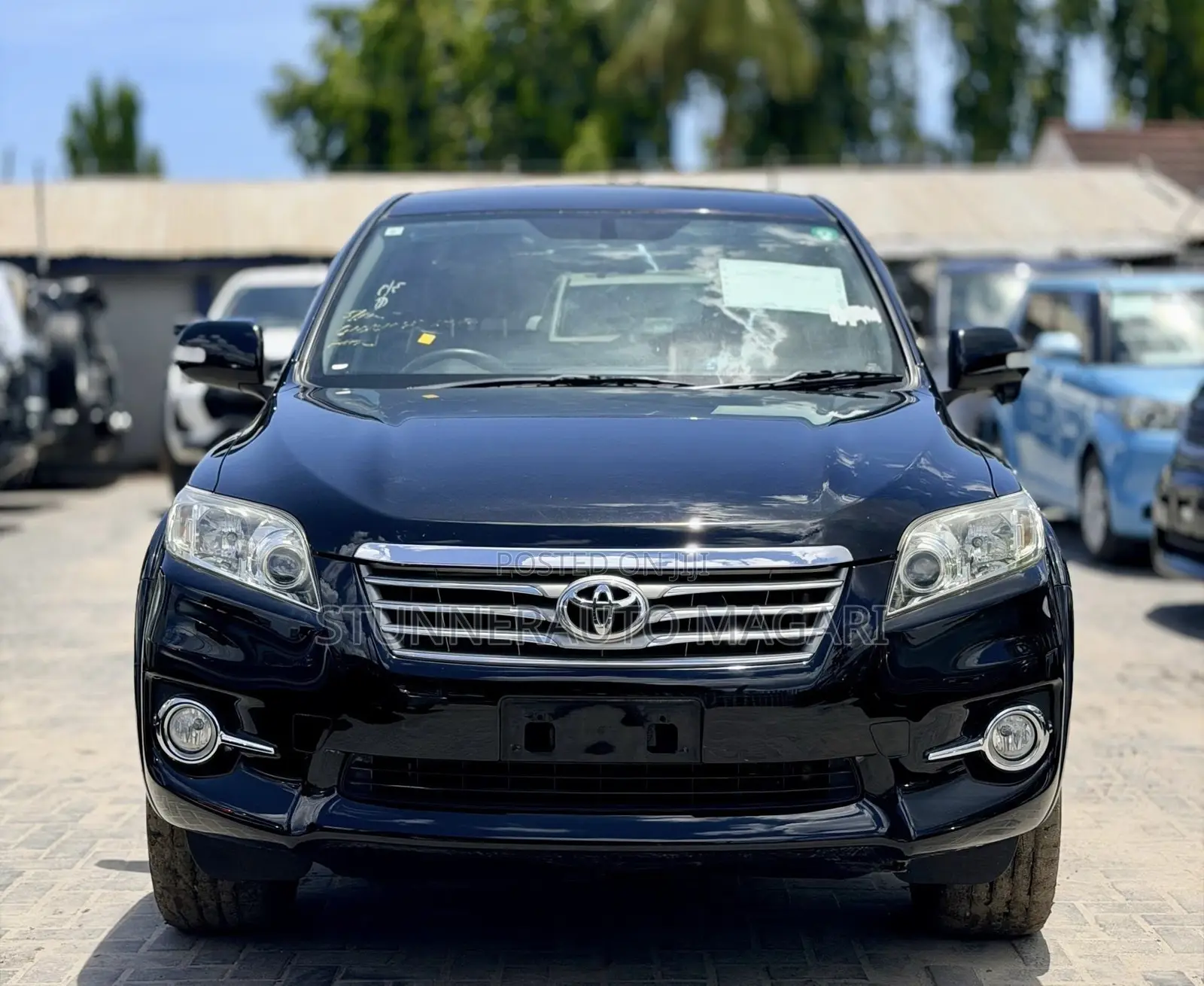 Toyota Vanguard 2012 Black