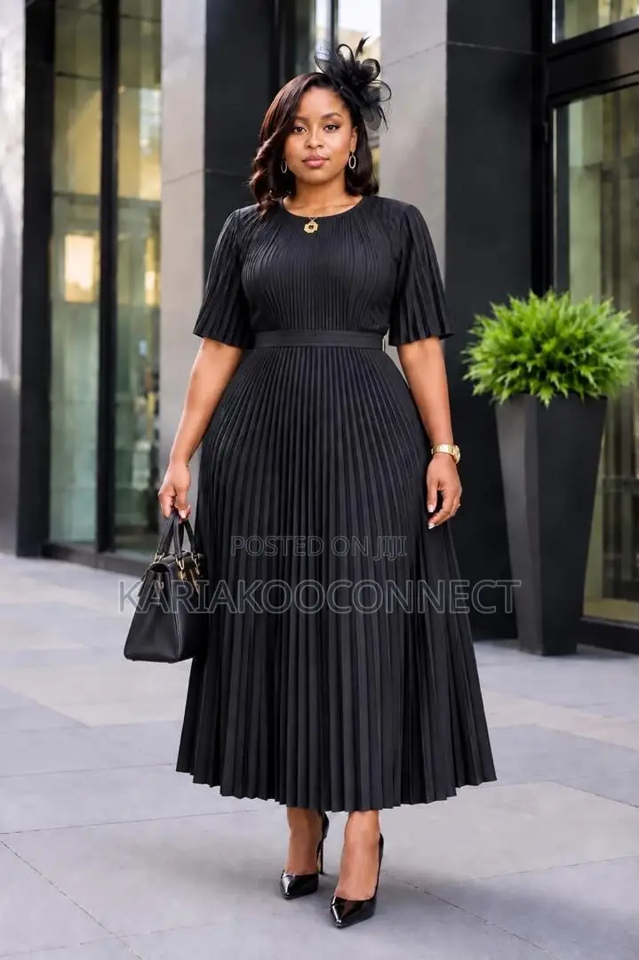 Pleated Flare Midi Dress – Short Sleeve