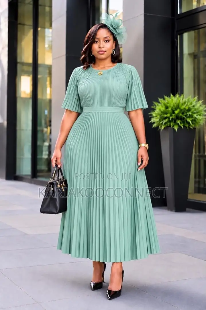 Pleated Flare Midi Dress – Short Sleeve