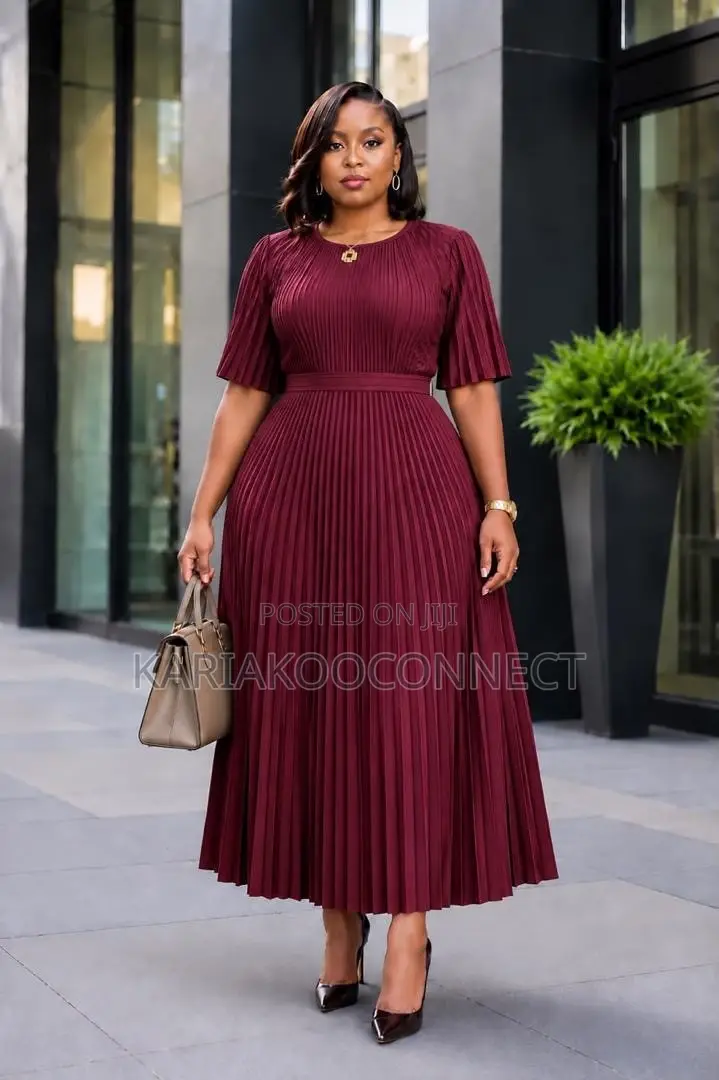 Pleated Flare Midi Dress – Short Sleeve