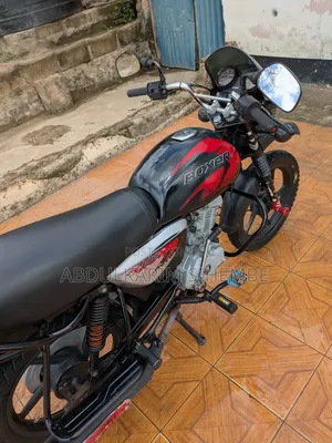 New Bajaj Boxer X125 2023 Red