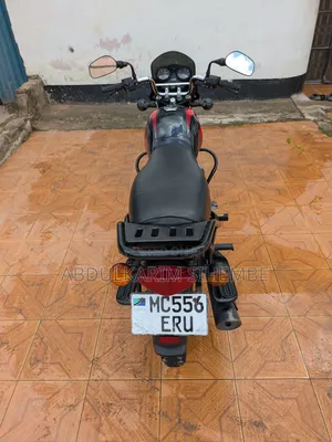 New Bajaj Boxer X125 2023 Red