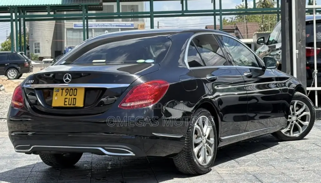 Mercedes-Benz C-Class C 200 (C204) 2014 Black