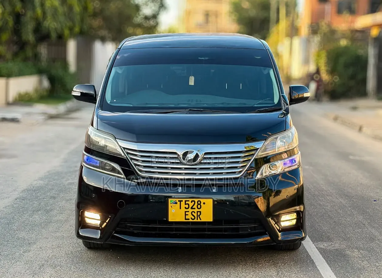 Toyota Vellfire 2010 Black