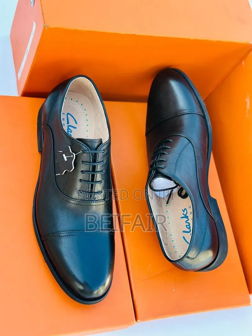 Viatu Vya Clarks
